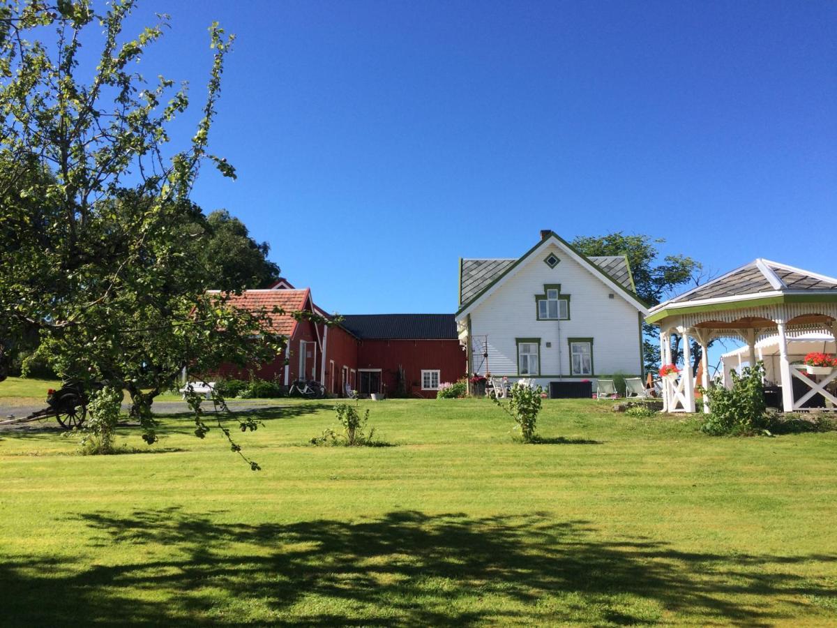 Stromnes - Oldefars Gjestehus Inderoy Straumen  Exteriér fotografie